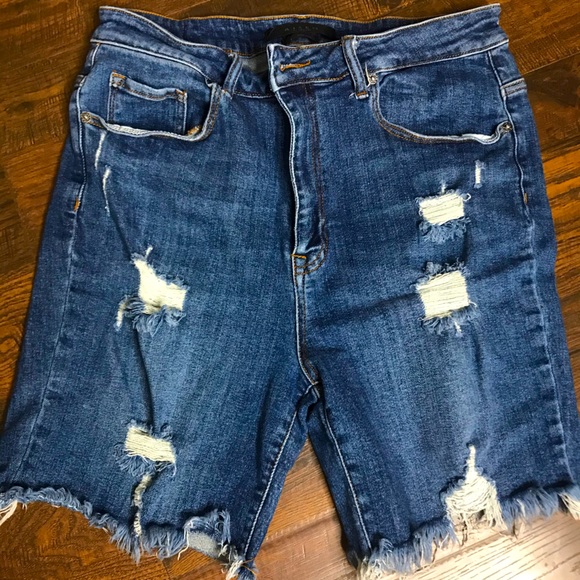 Risen Jean Shorts - Picture 1 of 3